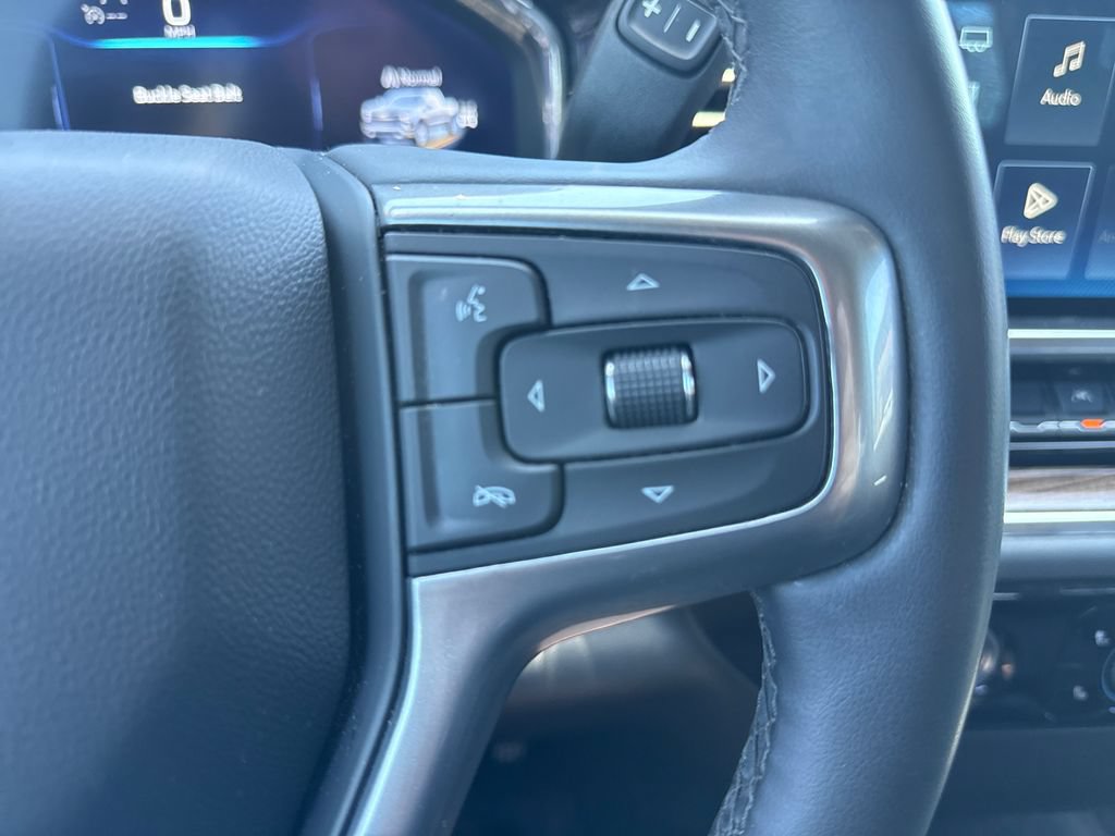 Used 2024 Chevrolet Silverado 1500 LT AWD/4WD image 17