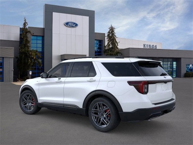 New 2026 Ford Explorer ST-Line w/ ST-Line Street Pack image 4