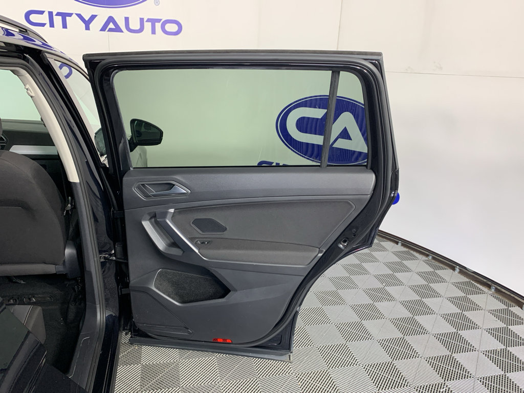 Used 2021 Volkswagen Tiguan S FWD image 36