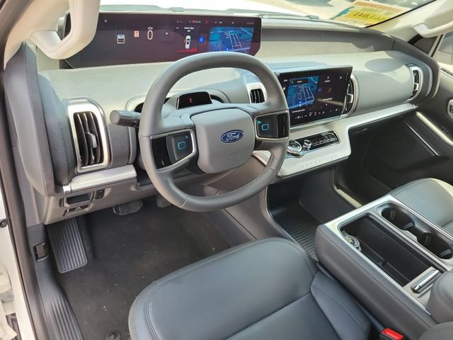 New 2026 Ford Expedition Active RWD image 11