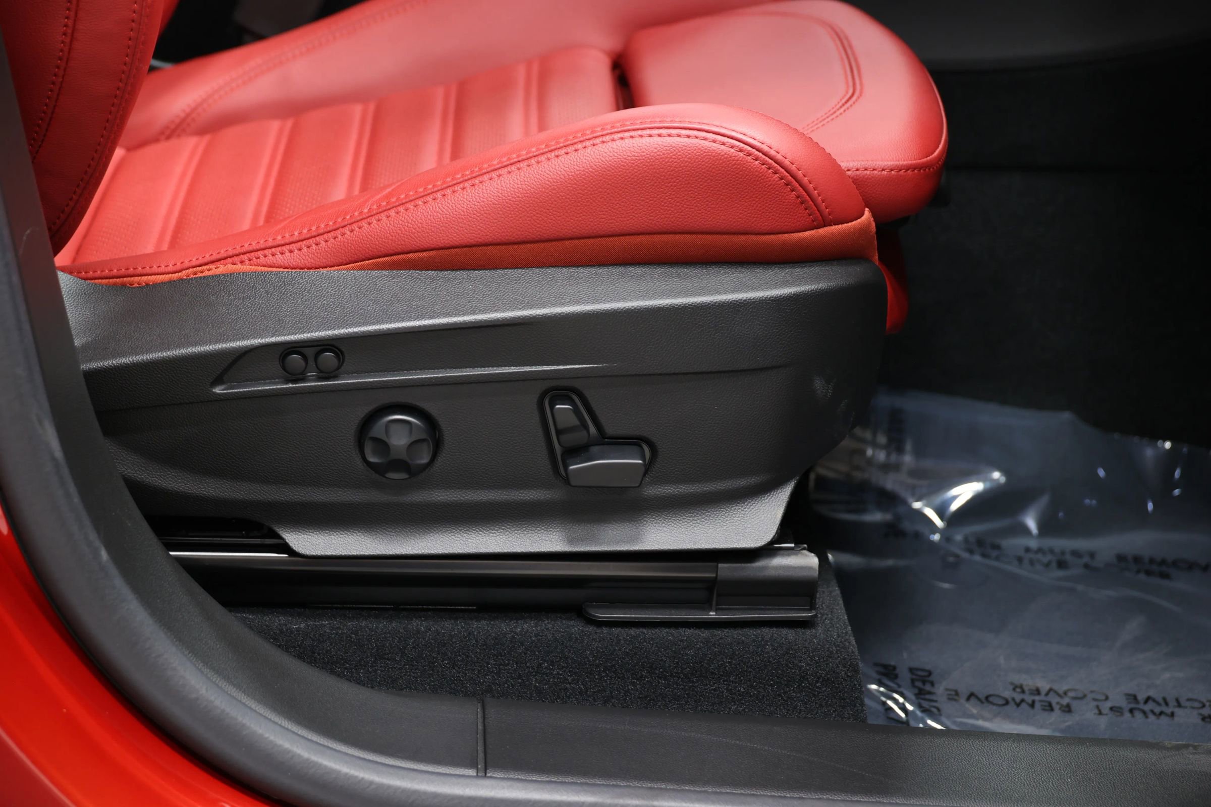 Used 2024 Alfa Romeo Stelvio Quadrifoglio image 79