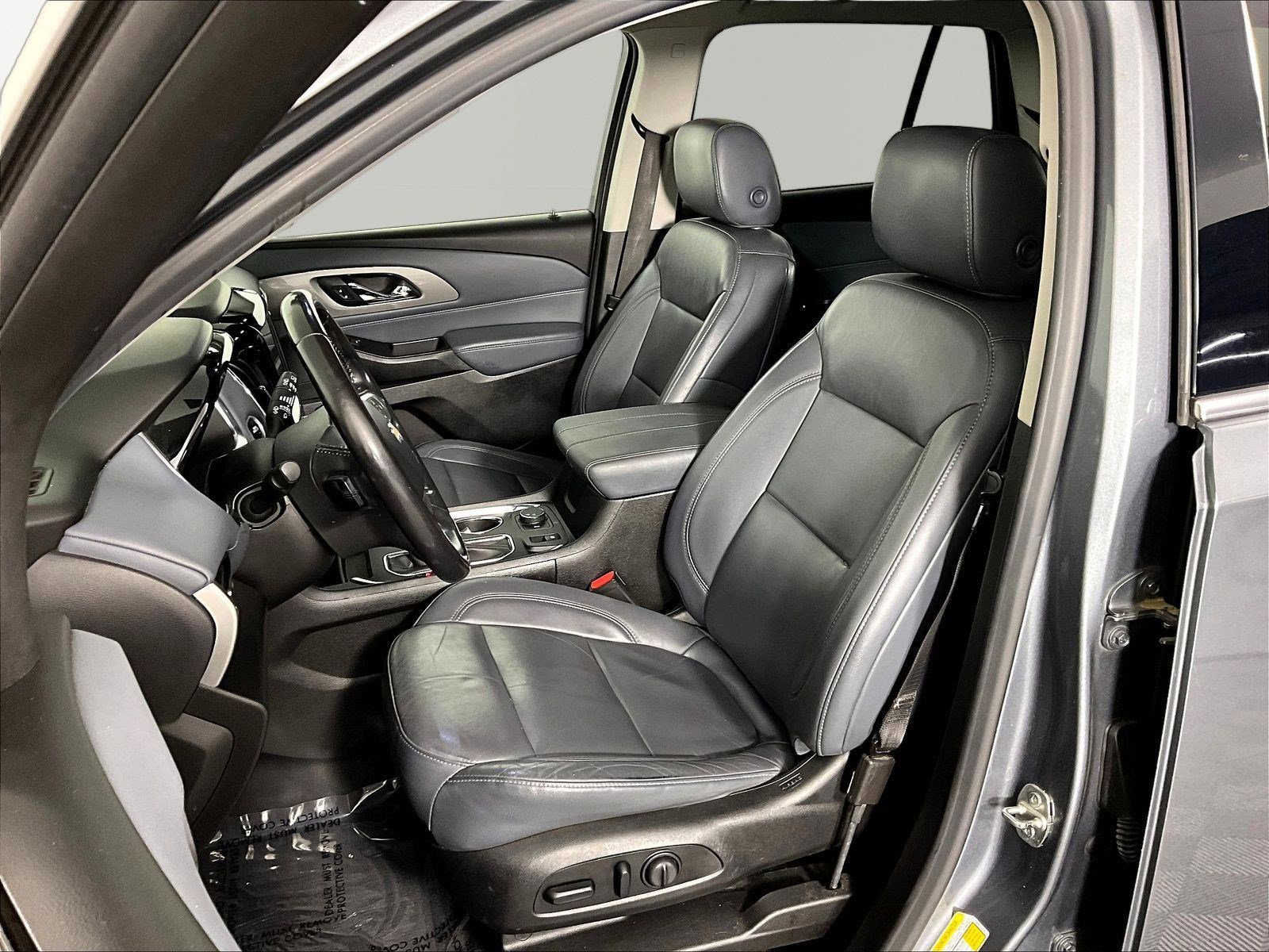 Used 2019 Chevrolet Traverse LT w/ LT Premium Package FWD image 21