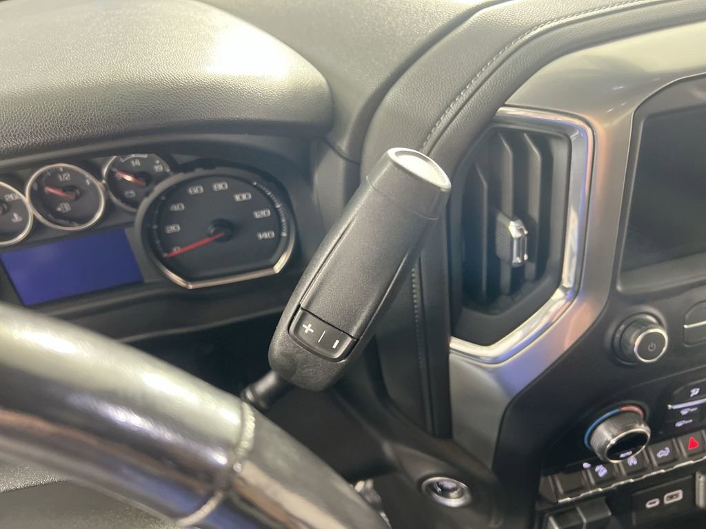 Certified 2020 Chevrolet Silverado 1500 RST image 16