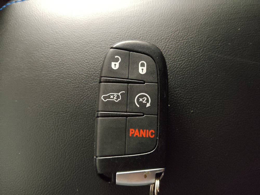 Used 2018 Jeep Grand Cherokee Laredo AWD/4WD image 32
