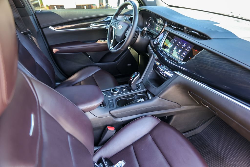 Used 2022 Cadillac XT6 Premium Luxury FWD image 32