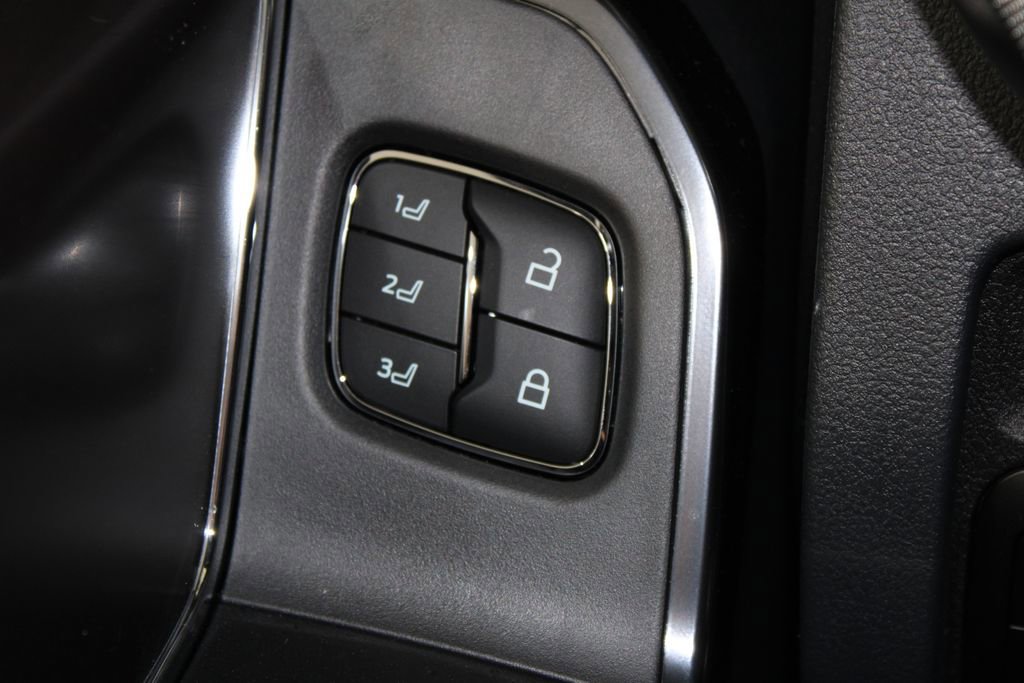 New 2026 Ford F250 Platinum image 43