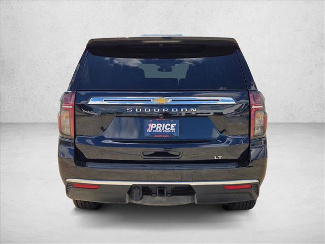 Used 2023 Chevrolet Suburban LT image 7