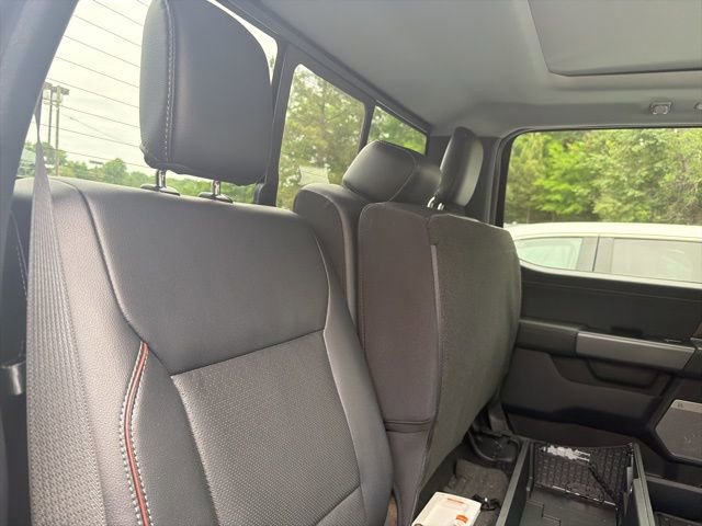 Used 2024 Ford F350 Lariat w/ Lariat Ultimate Package AWD/4WD image 16