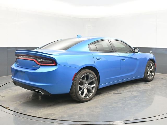 Used 2015 Dodge Charger SXT RWD image 10