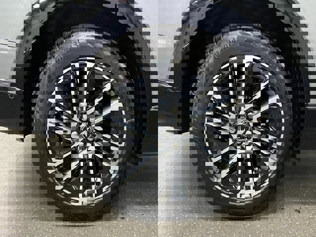 Certified 2025 Cadillac Optiq Sport 2 image 32