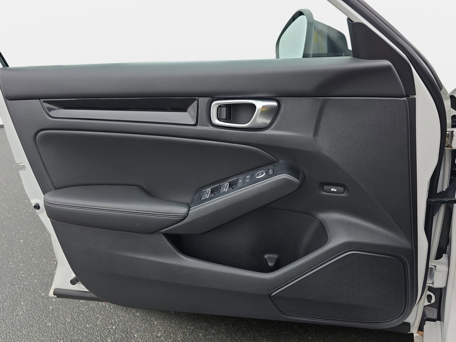 Used 2024 Honda Civic Touring image 27