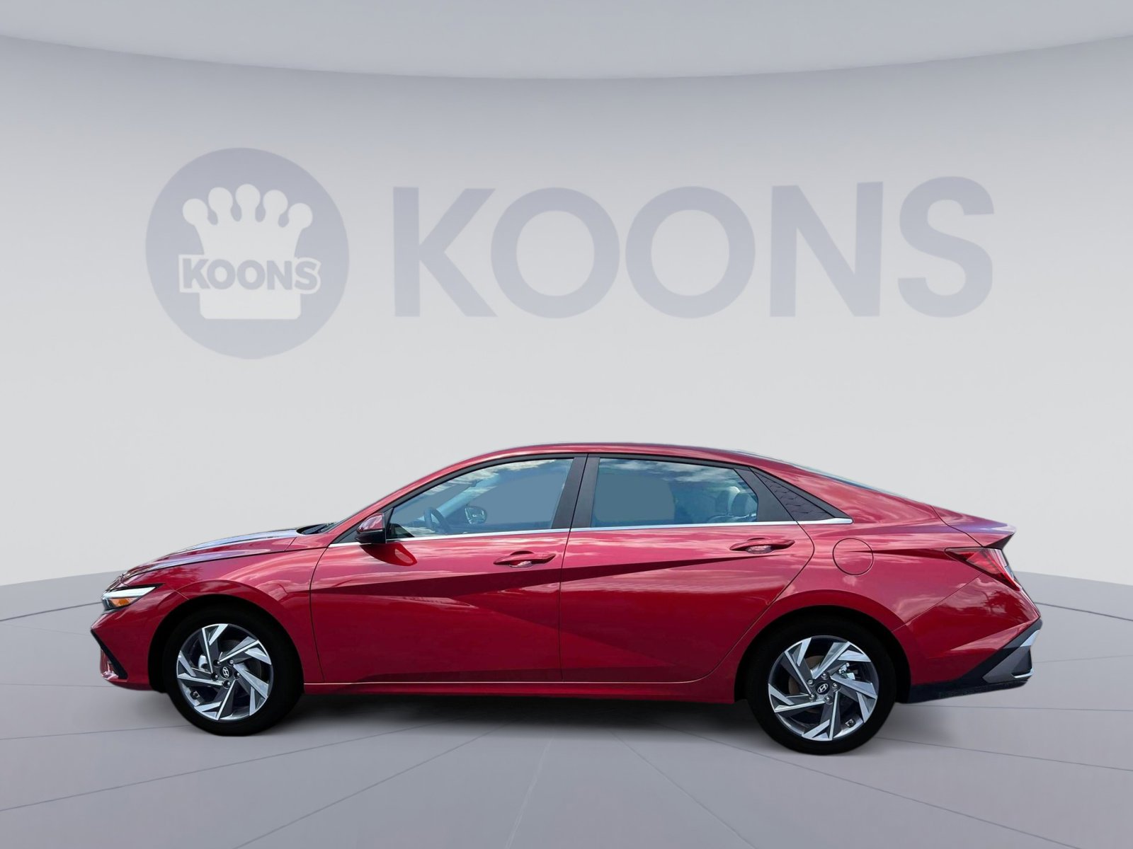 New 2025 Hyundai Elantra Limited image 4