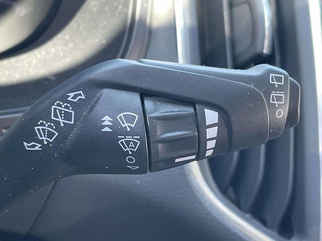 Used 2022 Ford Edge Titanium w/ Equipment Group 301A AWD/4WD image 33