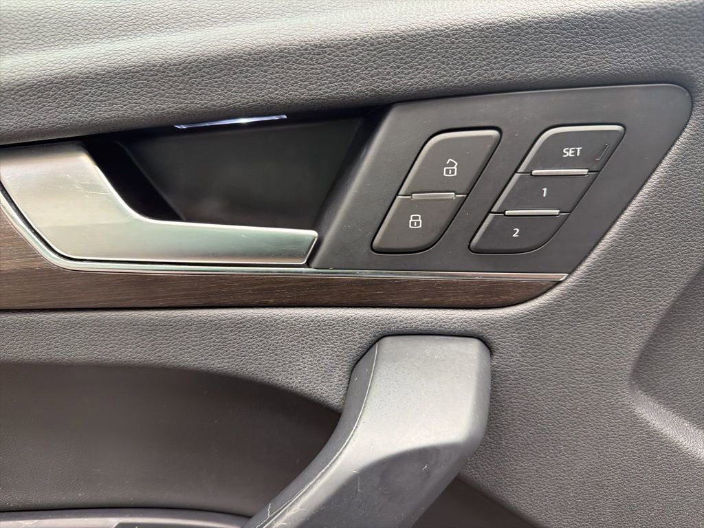 Used 2022 Audi Q5 2.0T Premium image 30
