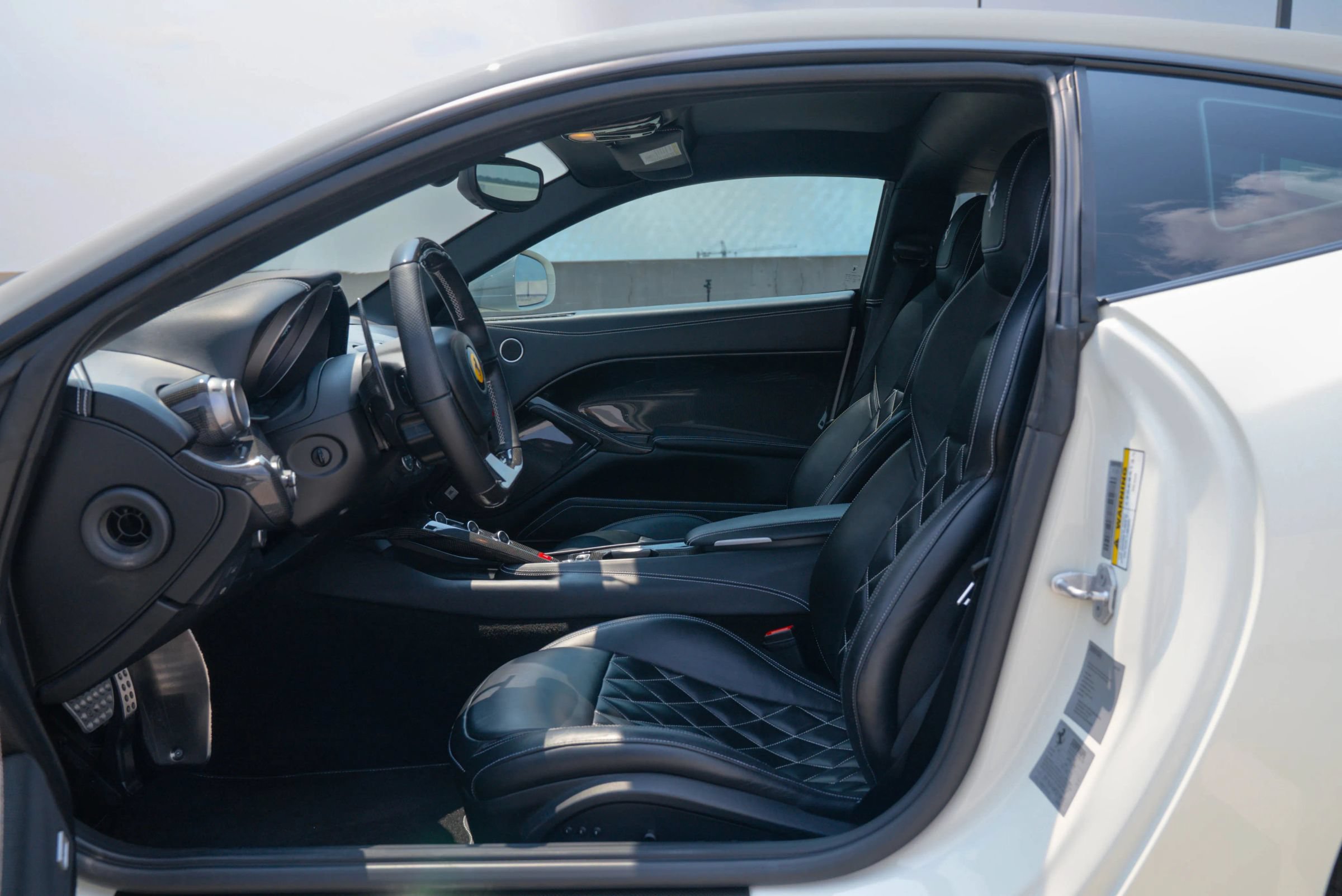 Used 2015 Ferrari F12 Berlinetta RWD image 45