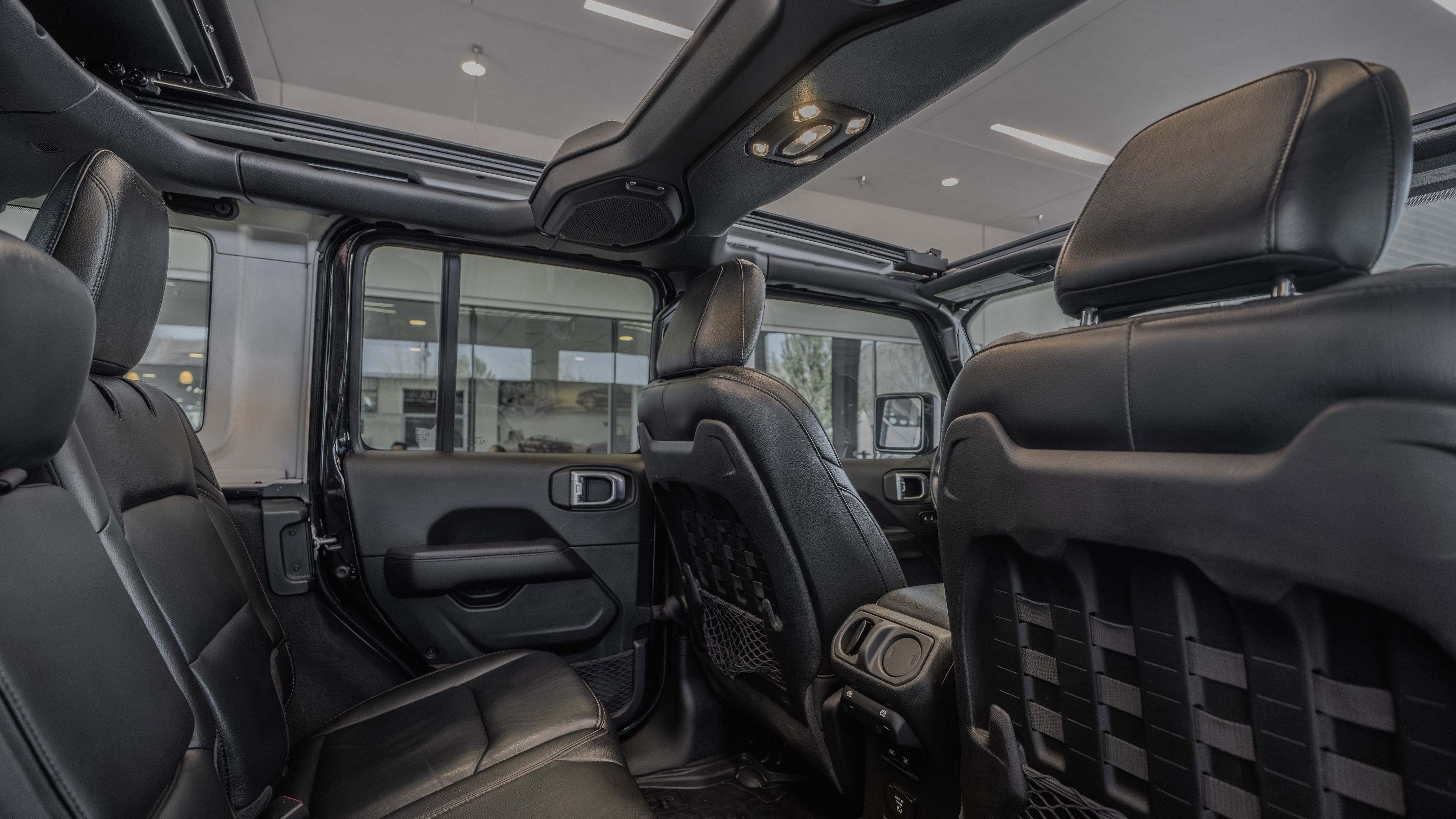 Used 2022 Jeep Wrangler Unlimited Rubicon w/ Trailer Tow Package image 26