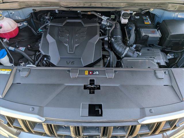 Used 2024 Kia Carnival EX FWD image 24