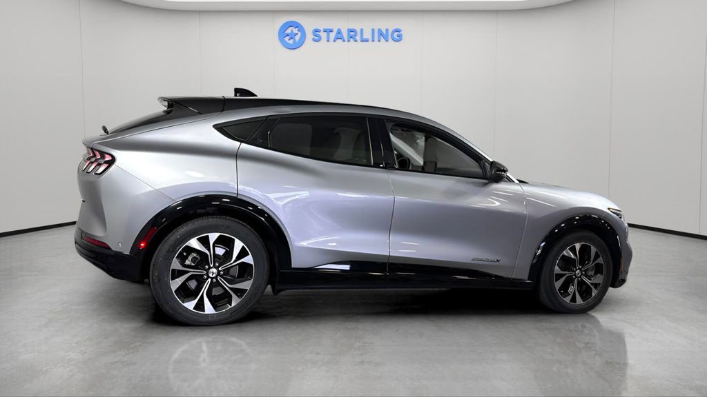 Used 2021 Ford Mustang Mach-E Premium image 6