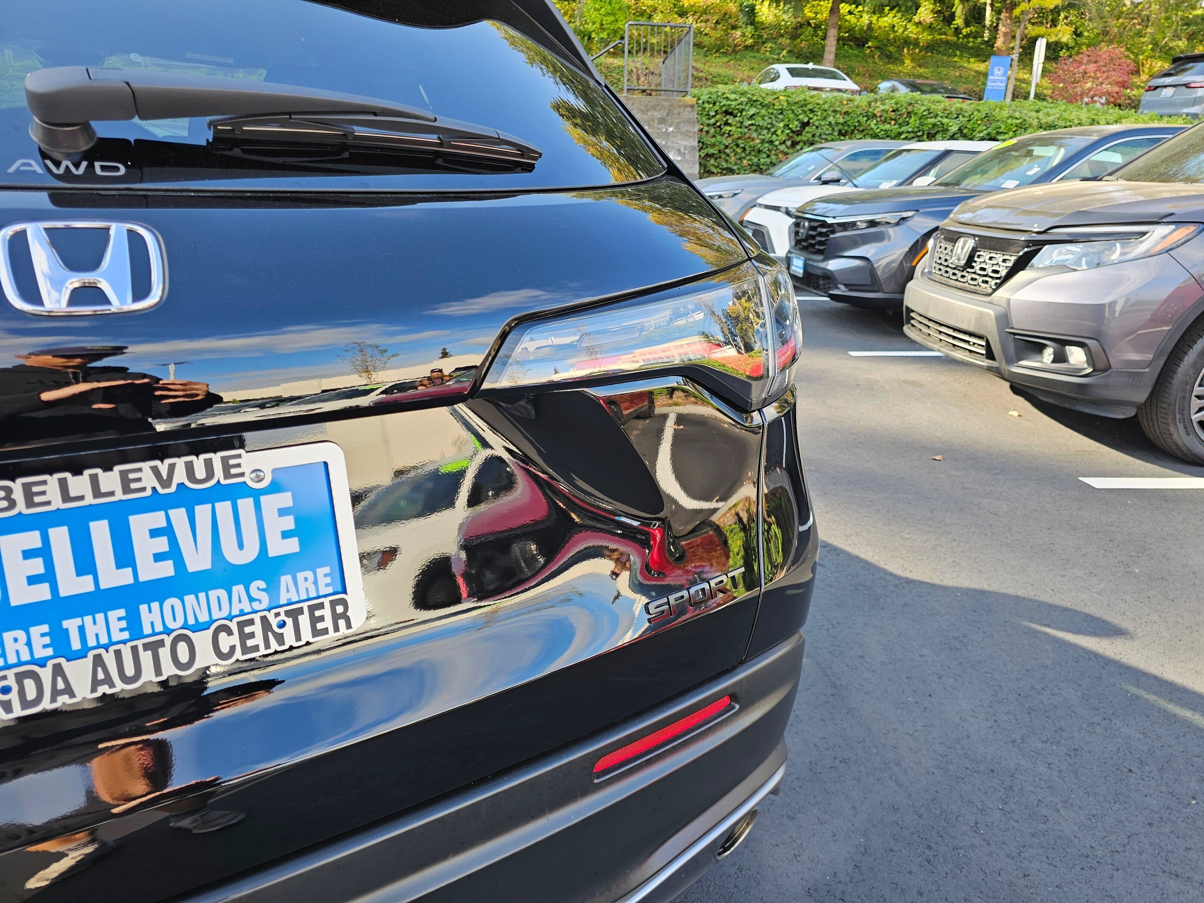 Certified 2025 Honda HR-V Sport image 18