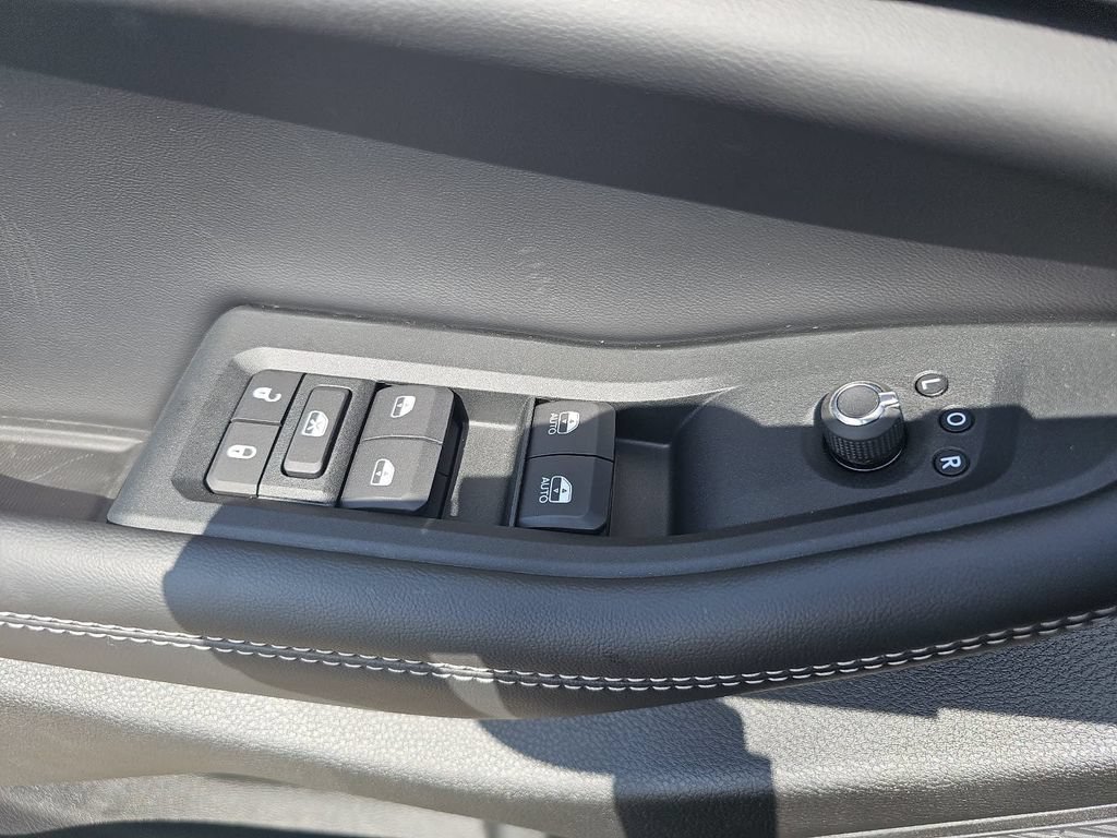 New 2027 Jeep Grand Cherokee L 4WD image 30
