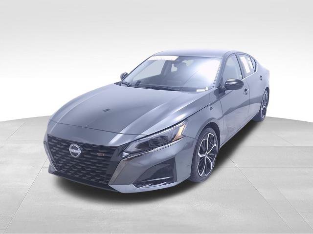 Certified 2025 Nissan Altima 2.5 SR FWD image 2