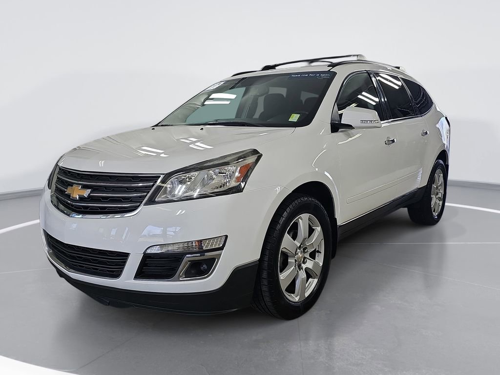 Used 2017 Chevrolet Traverse LT w/ Style and Technology Package image 9