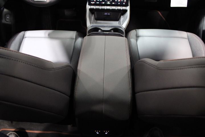 New 2026 GMC Terrain AT4 w/ Convenience Package III image 29