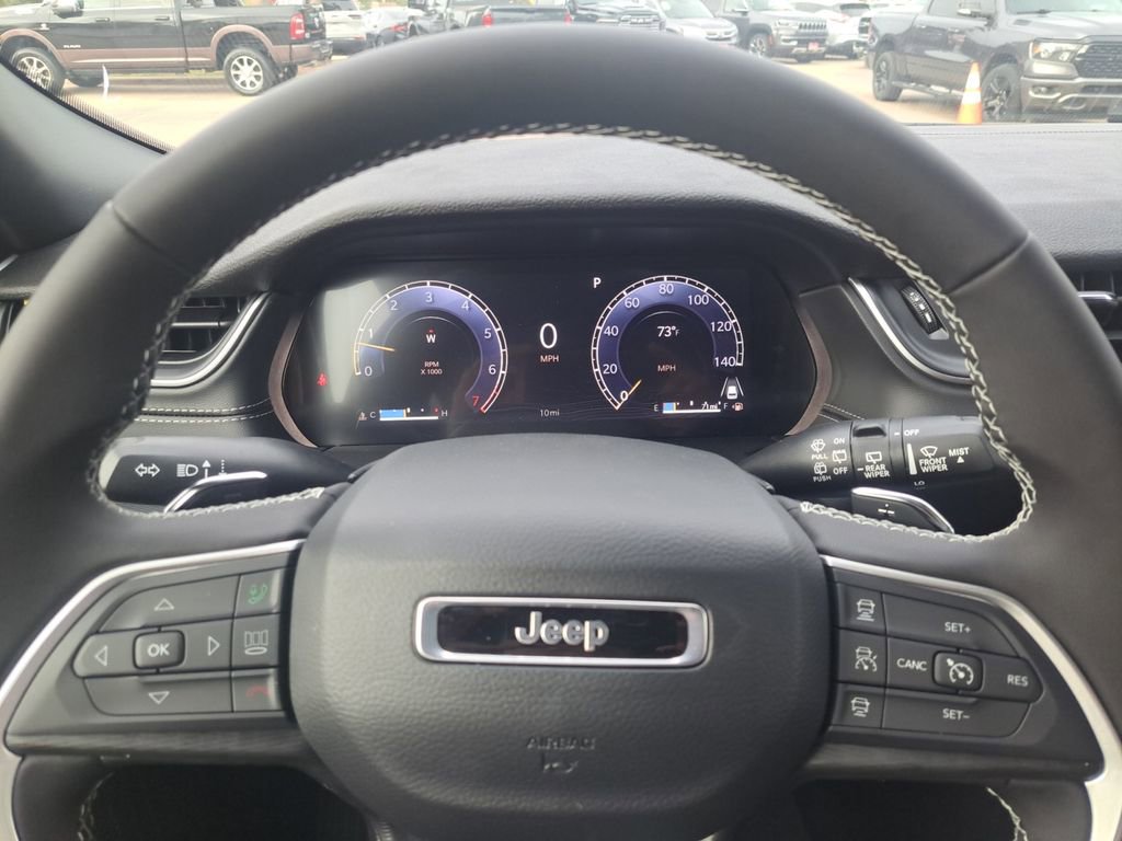 New 2025 Jeep Grand Cherokee Laredo RWD image 11