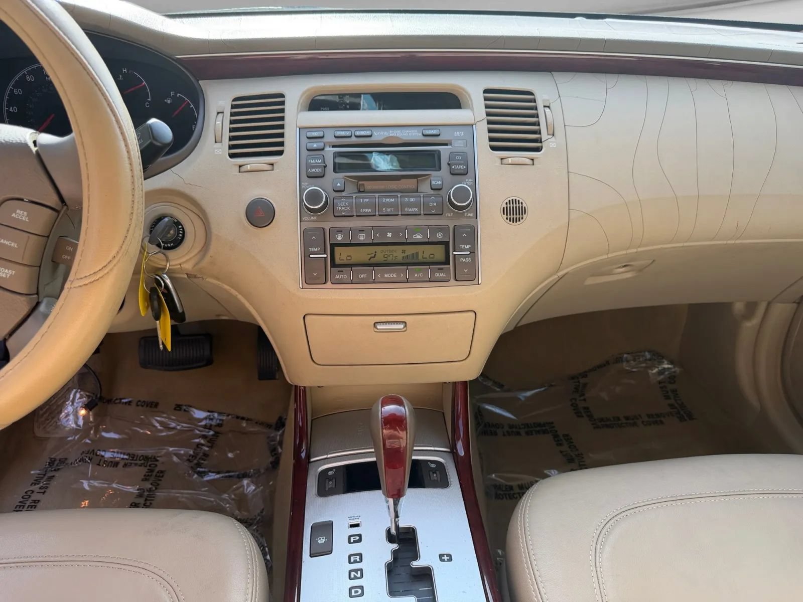Used 2006 Hyundai Azera Limited FWD image 12
