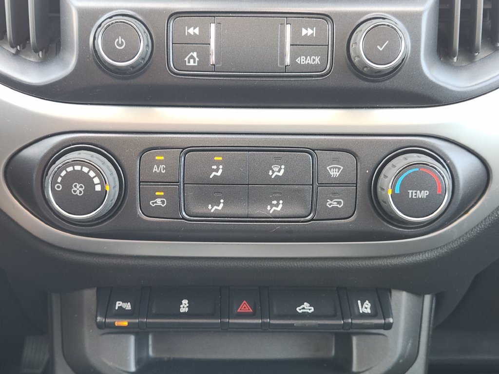 Used 2022 Chevrolet Colorado LT w/ Fleet Safety Package RWD image 18