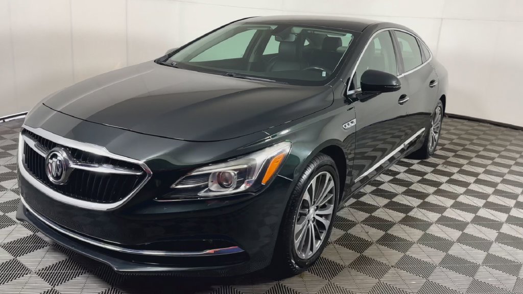 Certified 2017 Buick LaCrosse Essence w/ Sights and Sounds Package FWD image 5