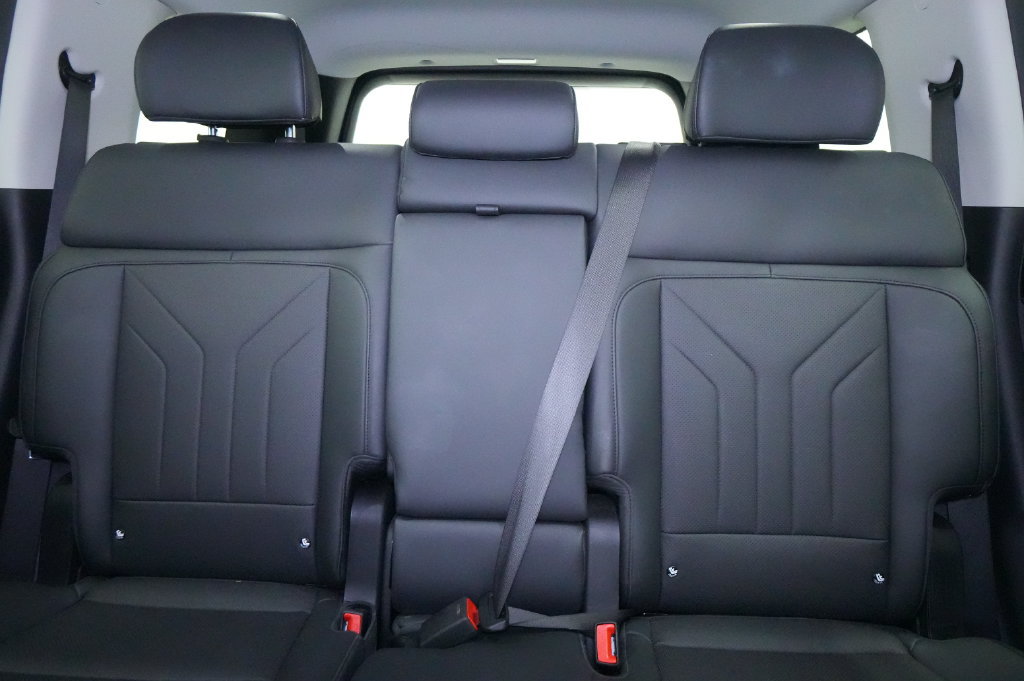 Used 2025 Hyundai Santa Fe SEL AWD/4WD image 18