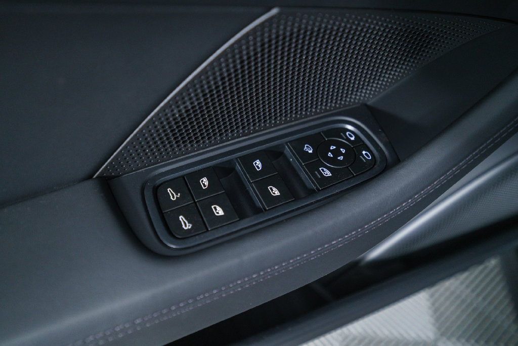 New 2026 Porsche Panamera 4 AWD/4WD image 25