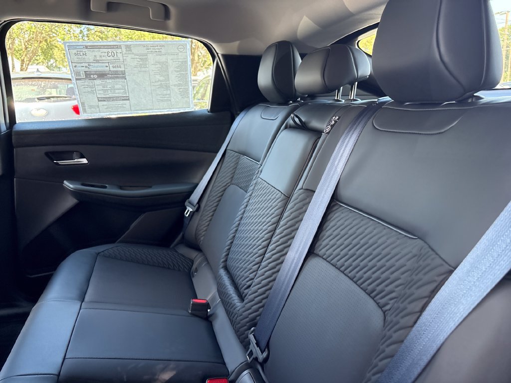 New 2026 Nissan Leaf Platinum+ w/ Cargo Package (Platinum+) FWD image 20