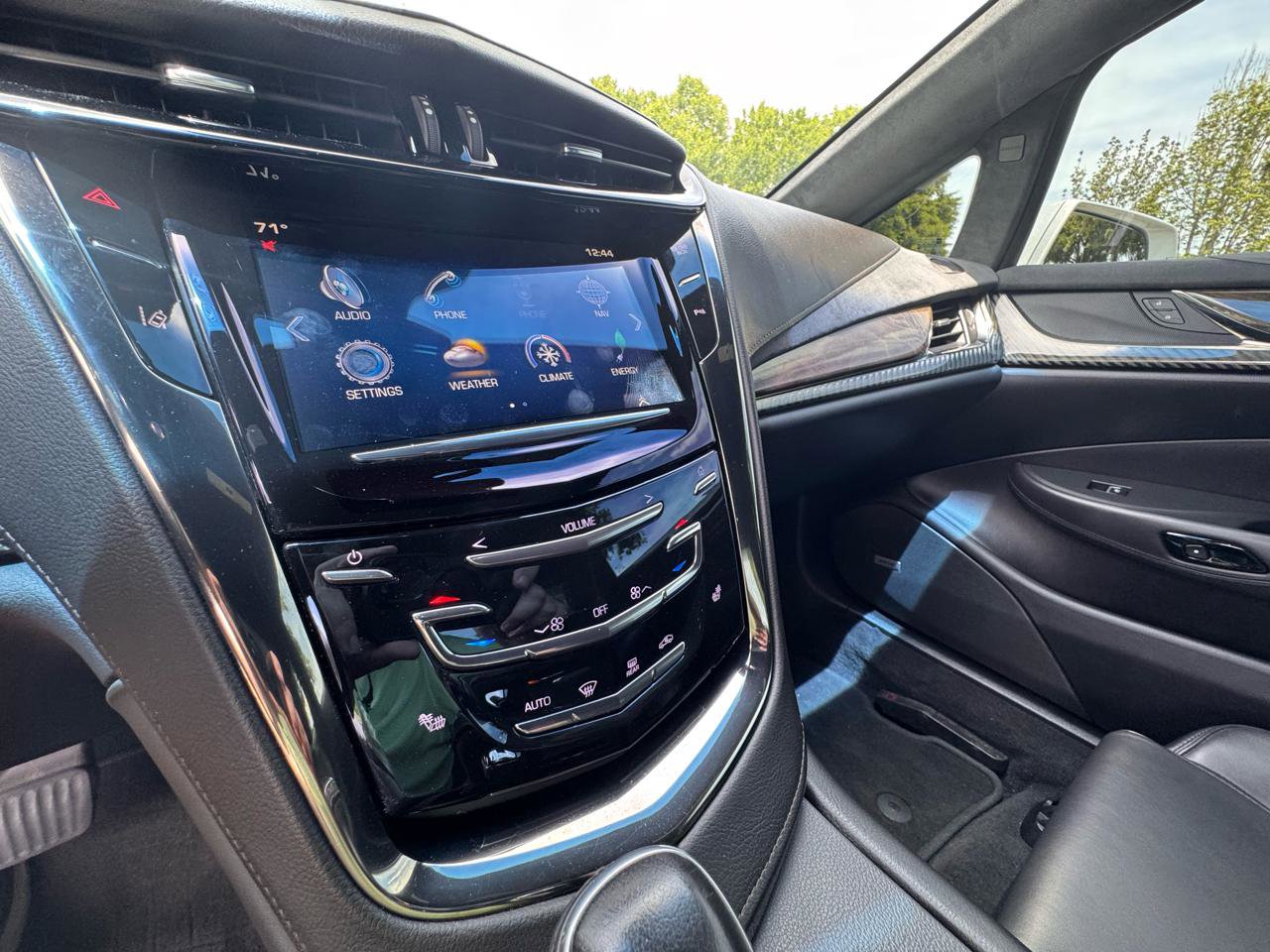 Used 2014 Cadillac ELR w/ Luxury Package FWD image 26