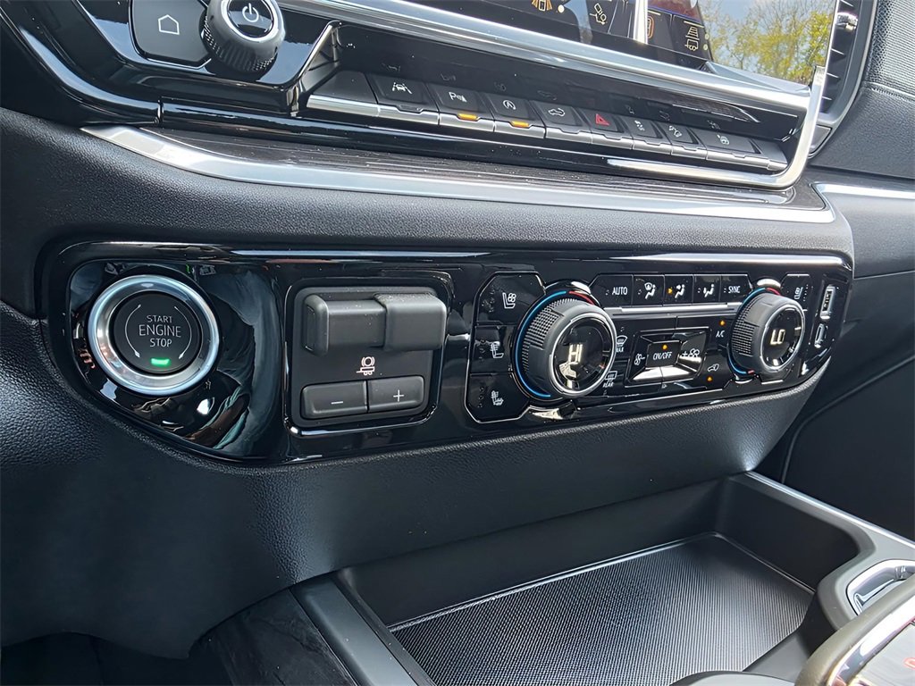 New 2026 Chevrolet Silverado 1500 LTZ w/ LTZ Premium Package image 30