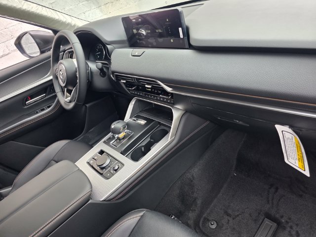 New 2026 MAZDA CX-90 3.3 Turbo w/ Preferred Package AWD/4WD image 16