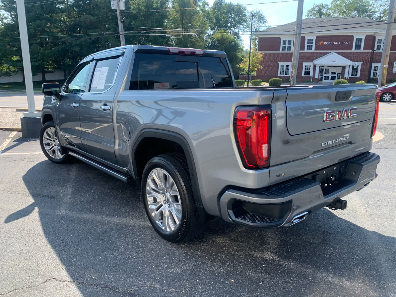 Used 2020 GMC Sierra 1500 Denali w/ Denali Ultimate Package image 3