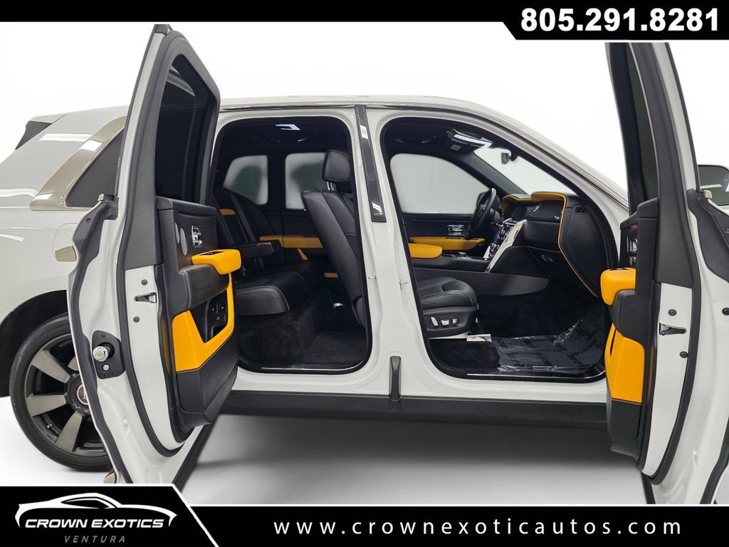 Used 2023 Rolls-Royce Cullinan AWD/4WD image 58