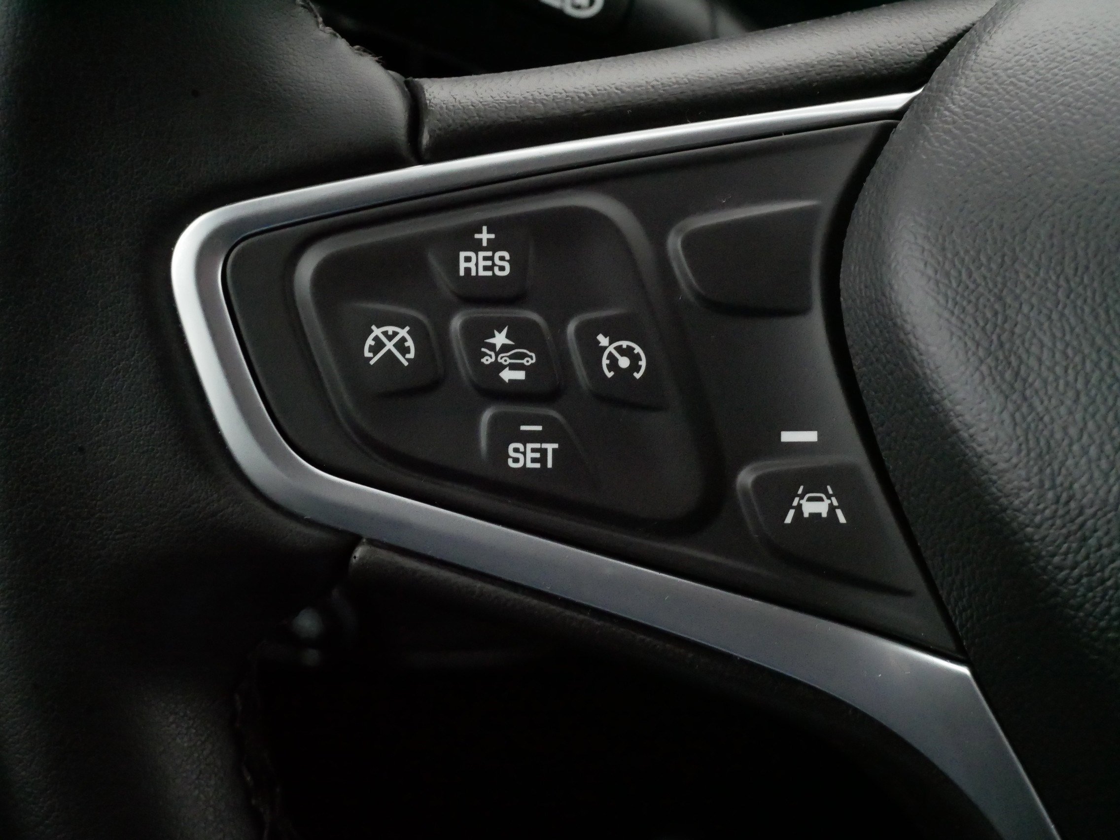 Used 2023 Chevrolet Equinox LT image 26