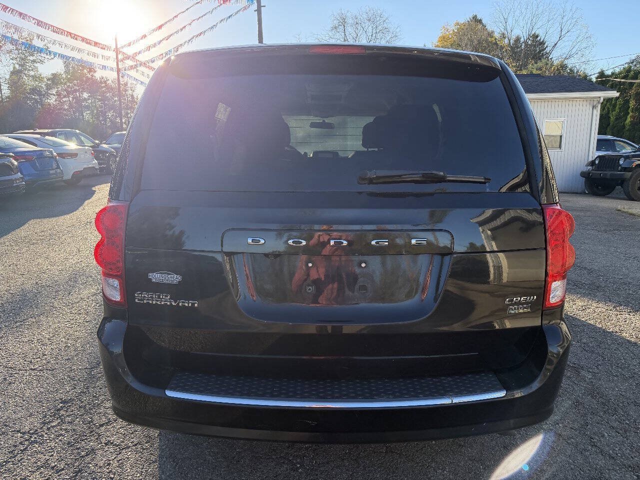 Used 2012 Dodge Grand Caravan Crew w/ Crew Value Pkg FWD image 5