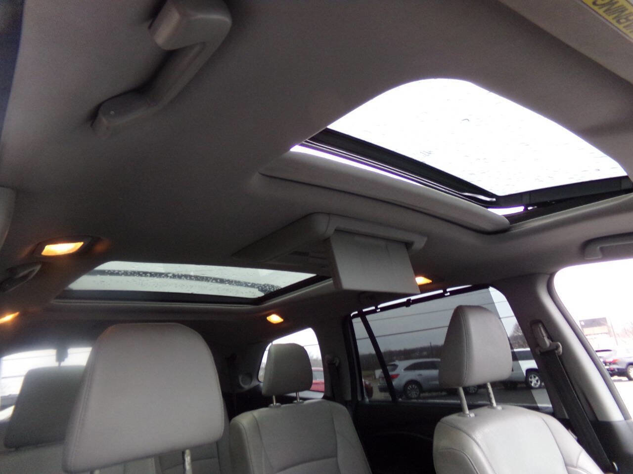 Used 2016 Honda Pilot Elite image 41