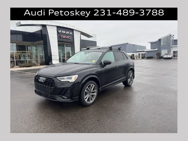 Used 2024 Audi Q3 2.0T Premium w/ Convenience Package image 1