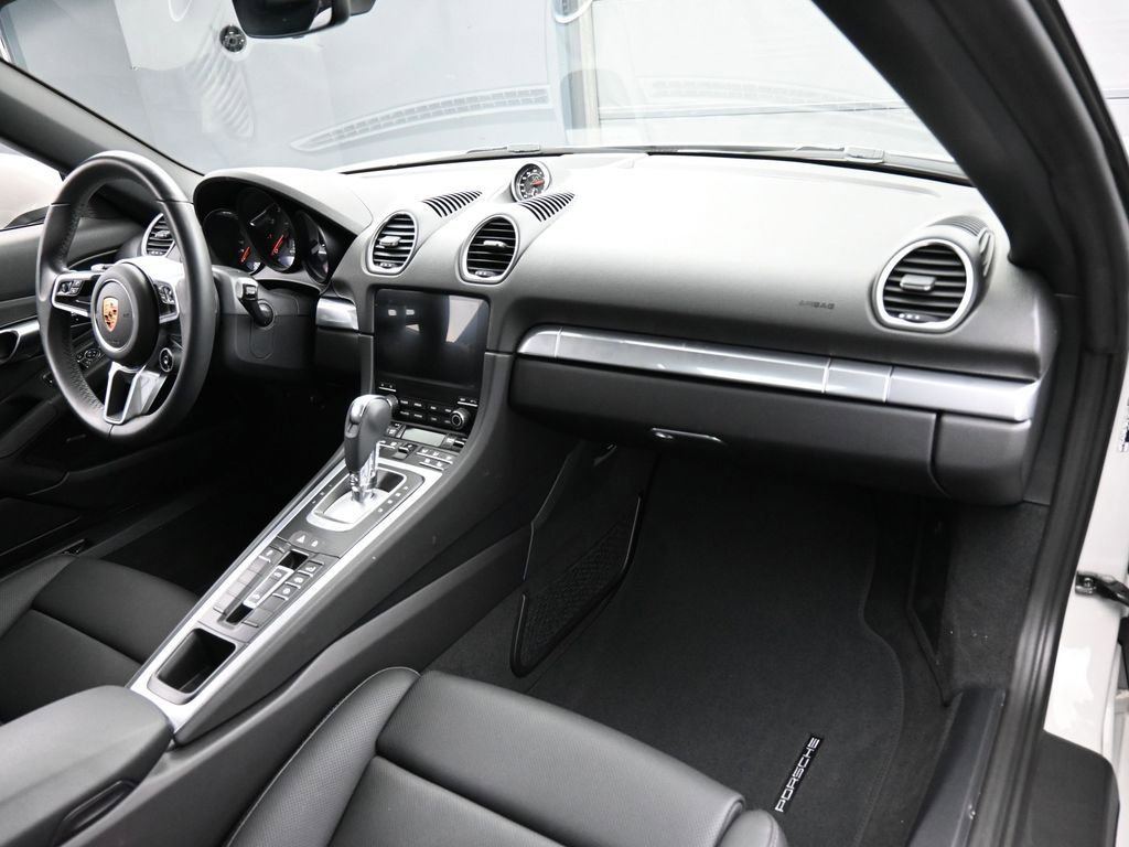 Certified 2025 Porsche 718 Boxster image 28
