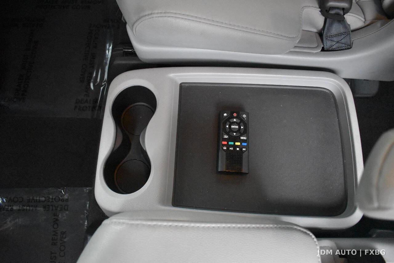 Used 2019 Honda Pilot Touring image 30
