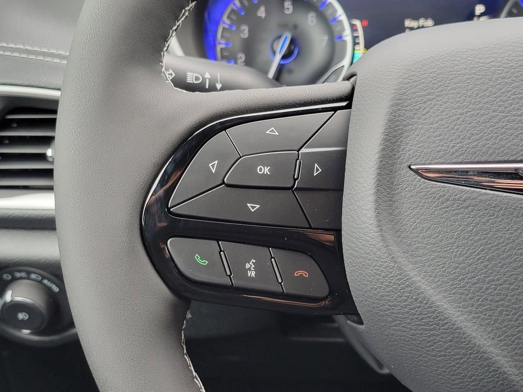 New 2026 Chrysler Pacifica Select w/ S Appearance Package AWD/4WD image 5