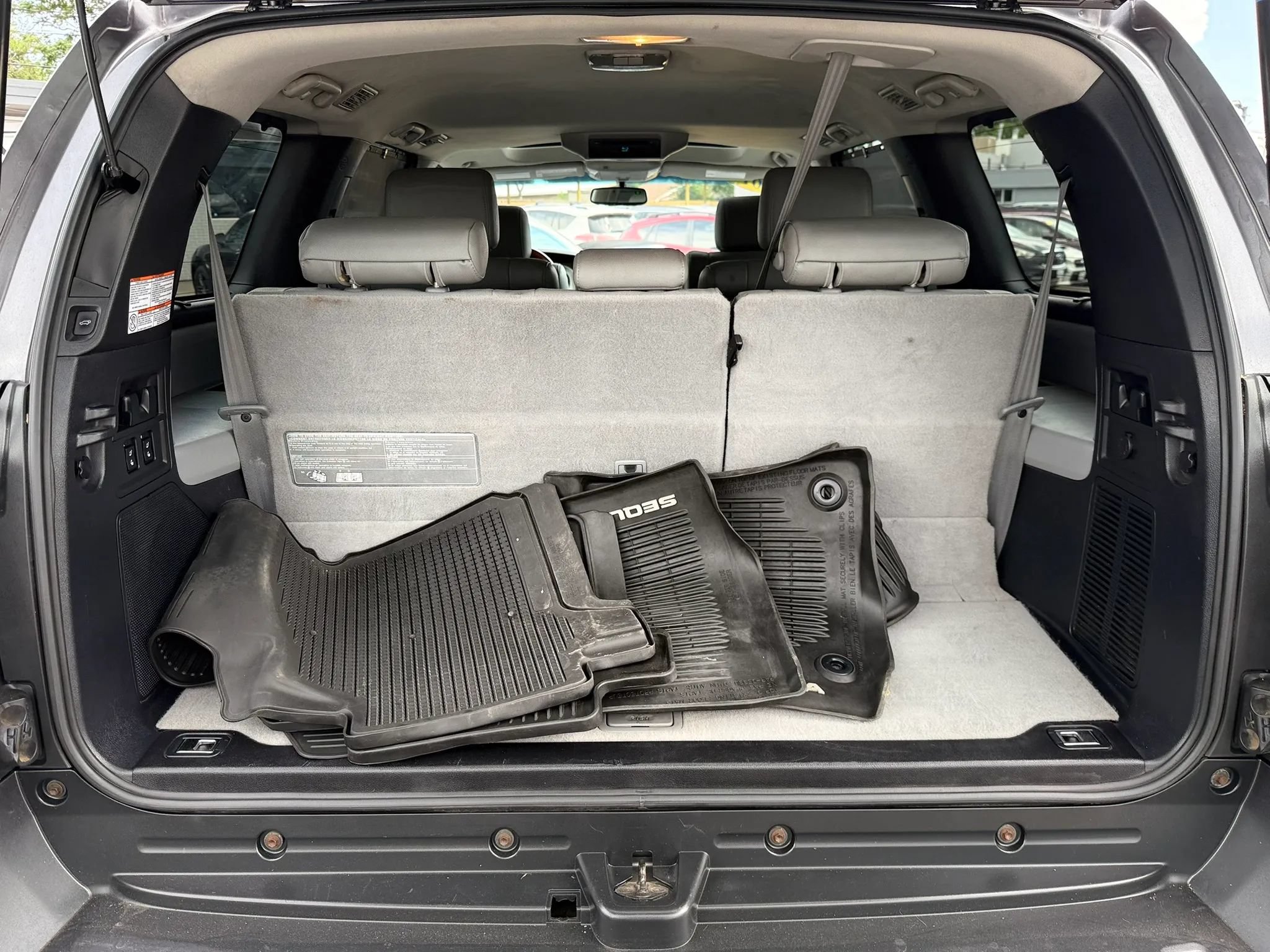 Used 2017 Toyota Sequoia Platinum AWD/4WD image 25