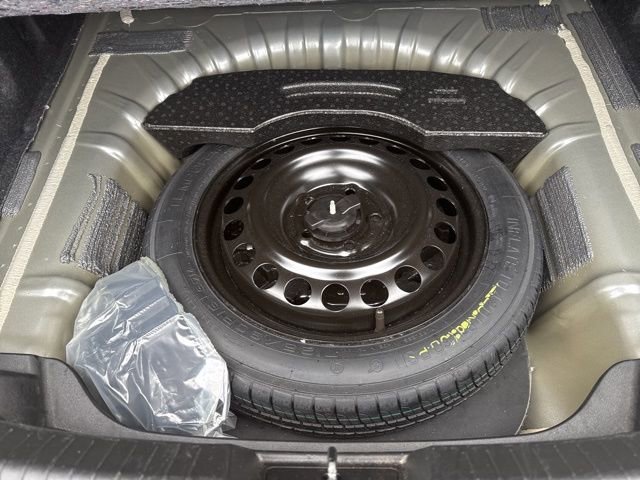 Used 2024 Chevrolet Malibu LT image 38