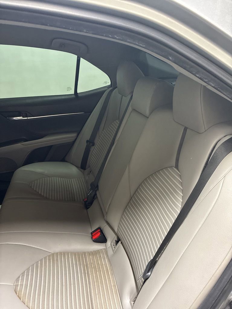 Used 2021 Toyota Camry SE FWD image 22