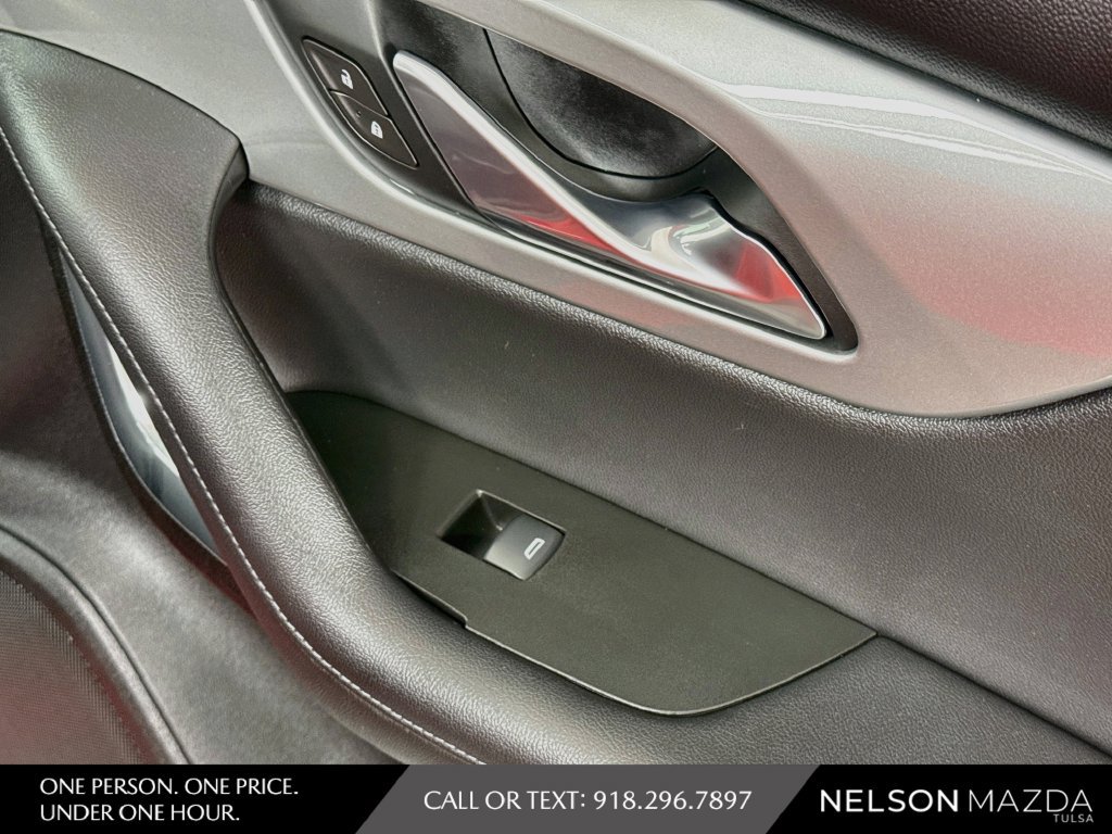 Used 2020 Chevrolet Blazer LT FWD image 44